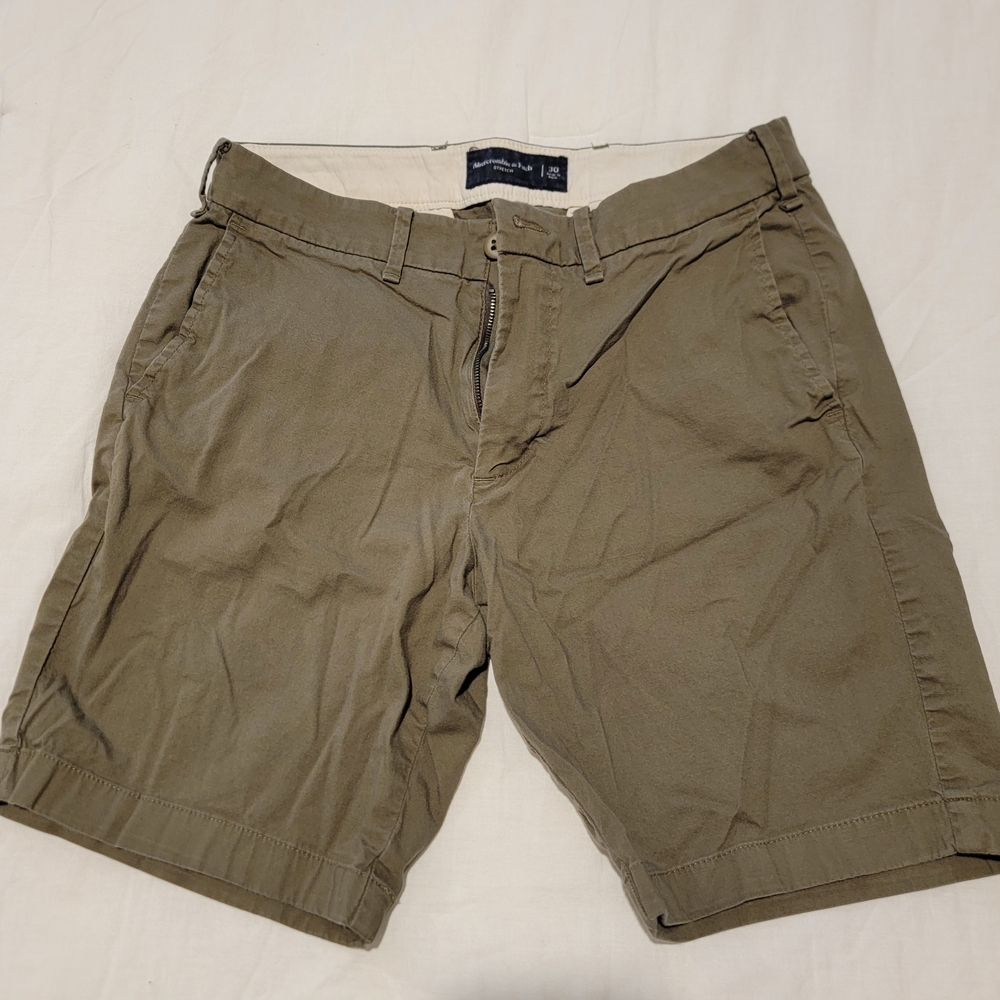 Men's Dark Green Shorts